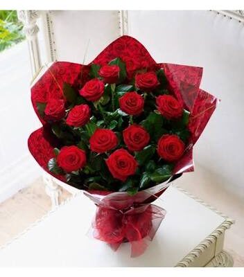 10 red rose bunch