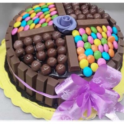 Kitkat cake